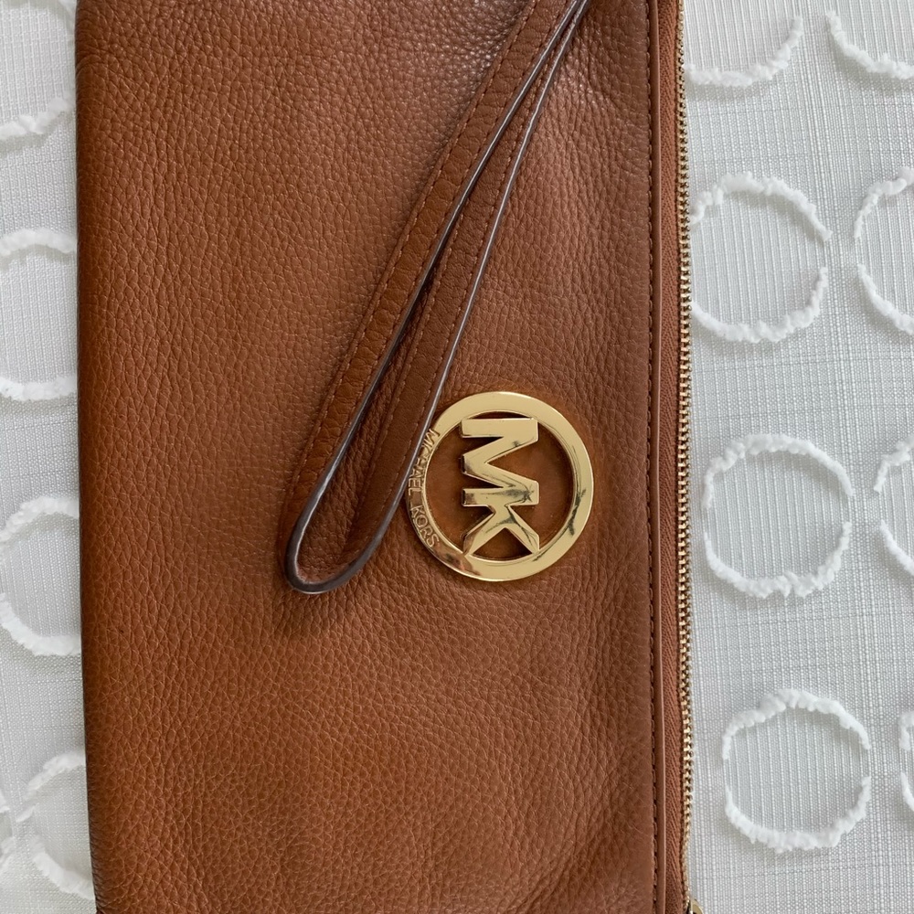 Michael Kors wristlet